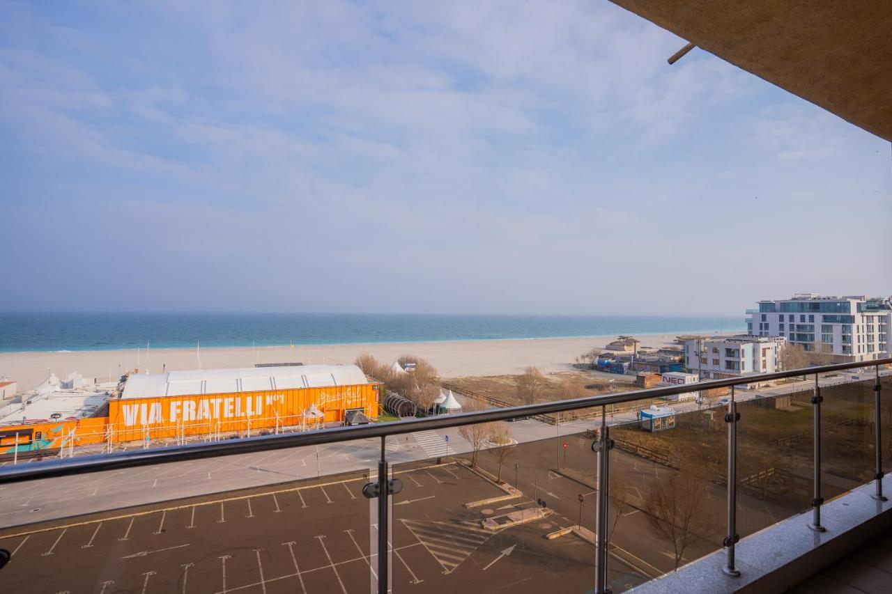 Summerland Sea-View Luxury Apartment Mamaia Ngoại thất bức ảnh