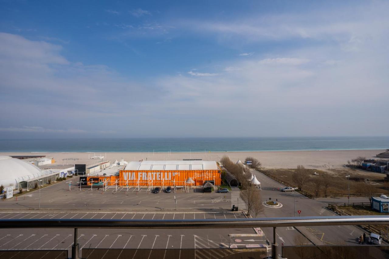 Summerland Sea-View Luxury Apartment Mamaia Ngoại thất bức ảnh