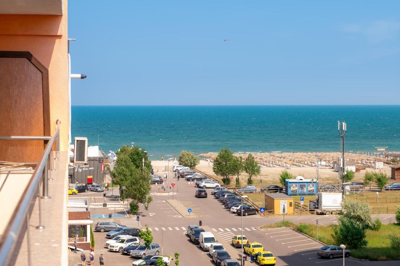 Summerland Sea-View Luxury Apartment Mamaia Ngoại thất bức ảnh