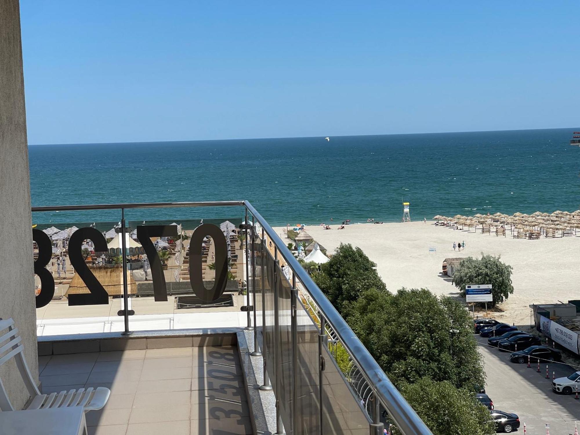 Summerland Sea-View Luxury Apartment Mamaia Ngoại thất bức ảnh