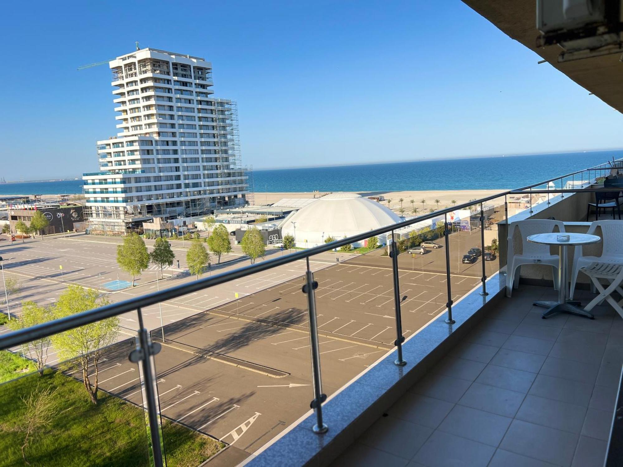 Summerland Sea-View Luxury Apartment Mamaia Ngoại thất bức ảnh